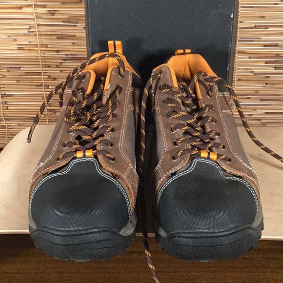 Wolverine Chisel Steel-toe Low cut work shoe main image 8